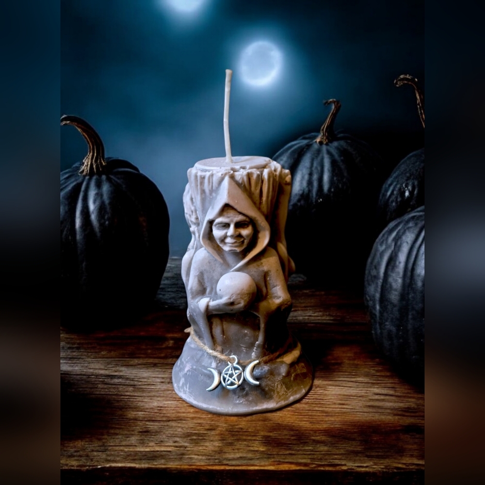 Spell candle. Hecate's Triad. Wicca. Paganism. Offering. Breakups, desires,...
